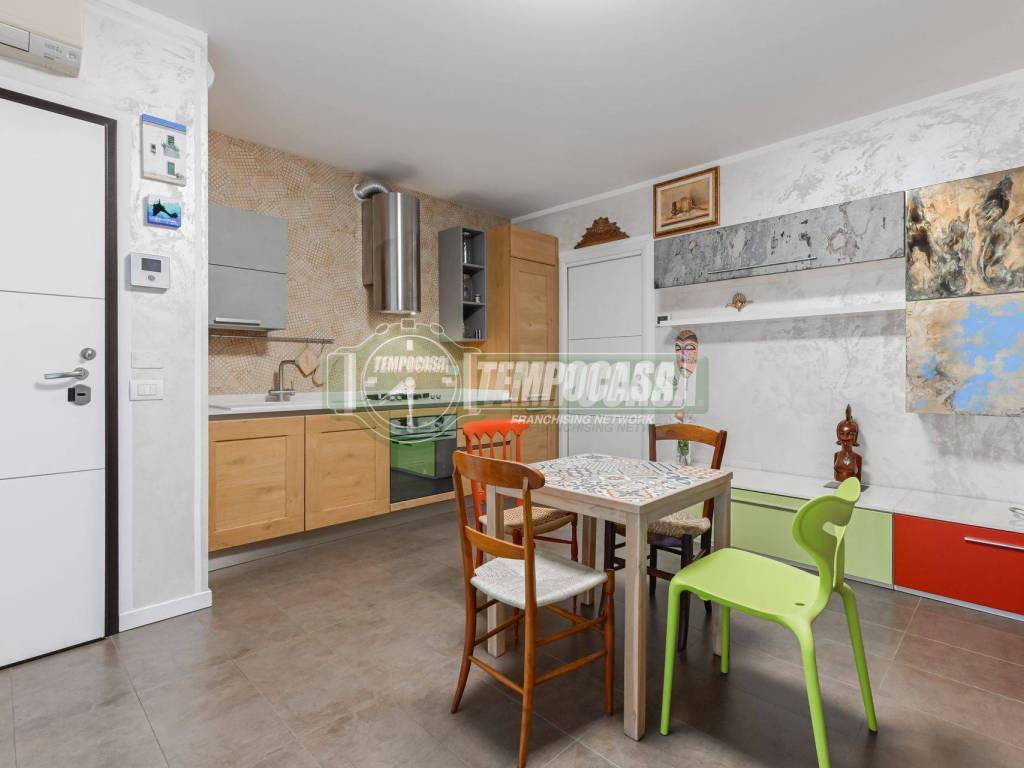 appartamento in vendita a Carnate