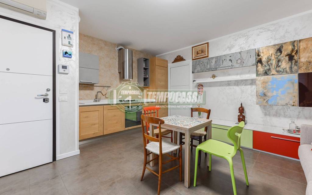 appartamento in vendita a Carnate