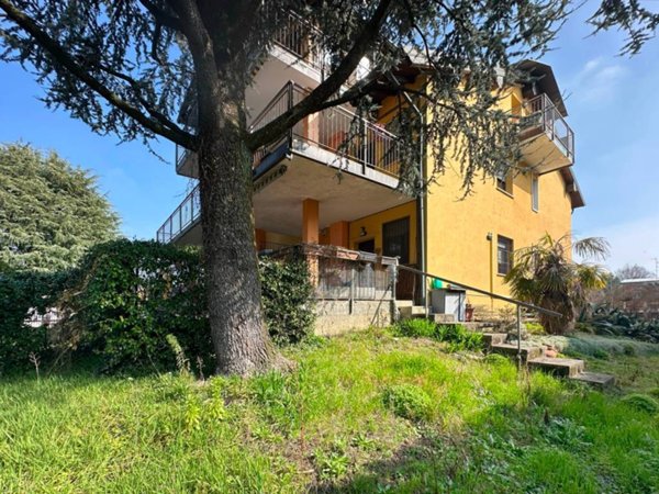 appartamento in vendita a Carnate