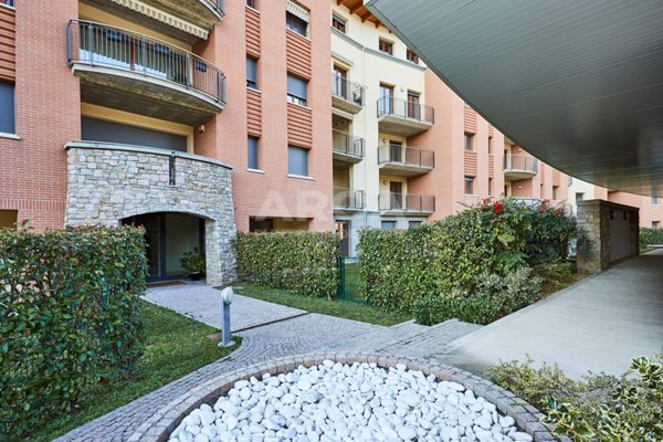 appartamento in vendita a Carnate