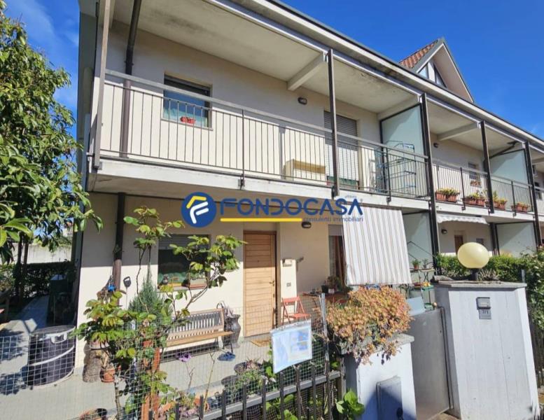 casa indipendente in vendita a Carnate