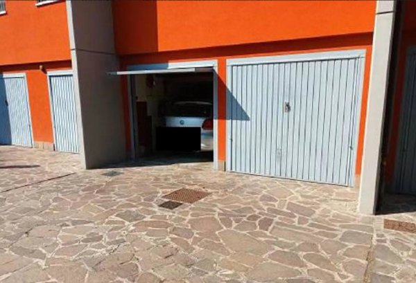 appartamento in vendita a Carnate