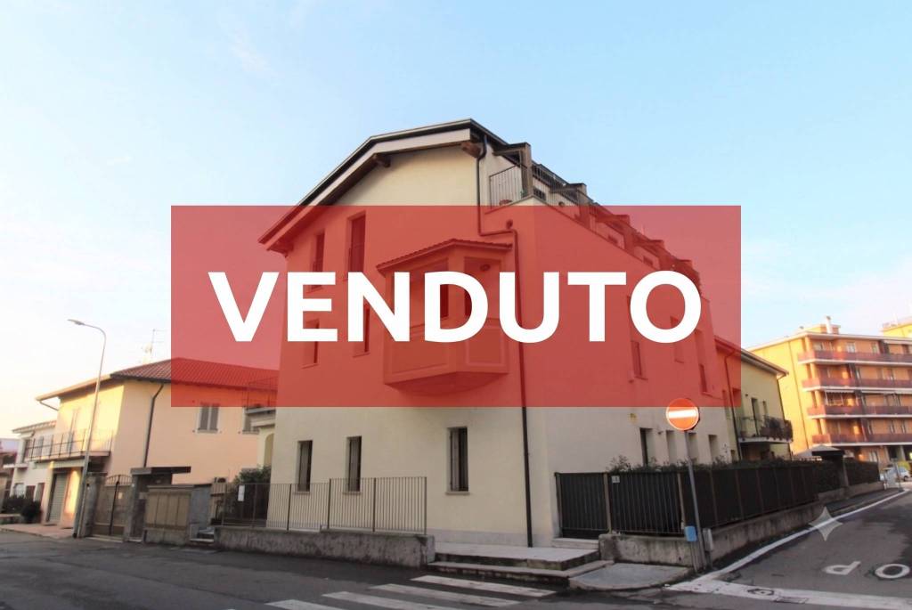 appartamento in vendita a Carnate