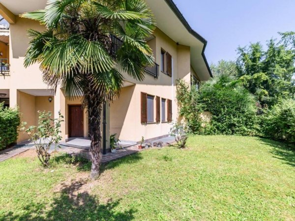 casa indipendente in vendita a Carnate