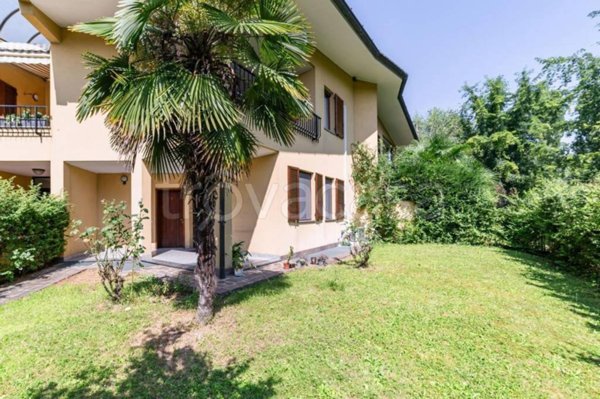 casa indipendente in vendita a Carnate