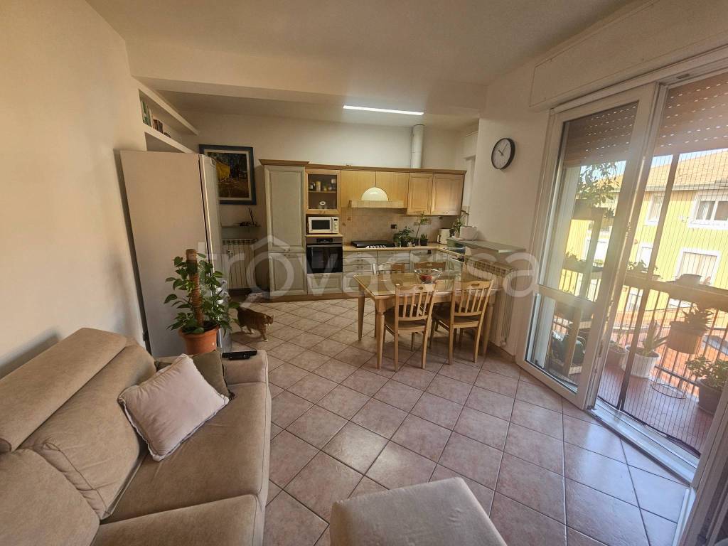 appartamento in vendita a Carnate