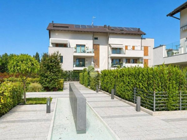 appartamento in vendita a Carnate