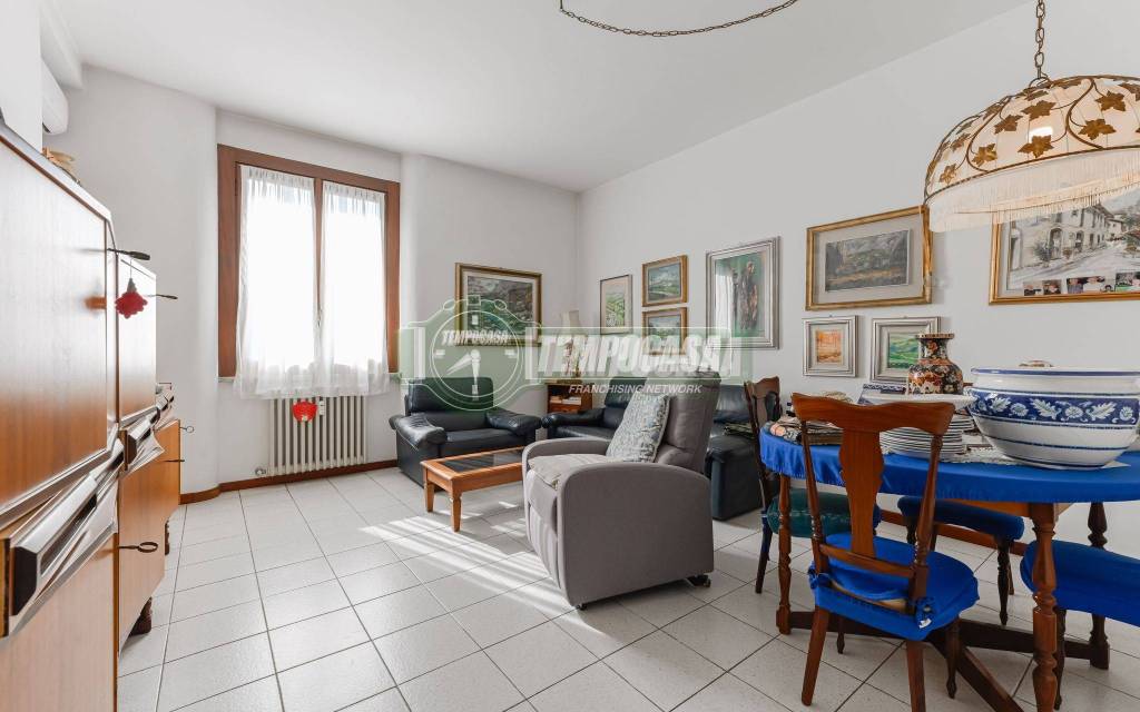 appartamento in vendita a Carnate
