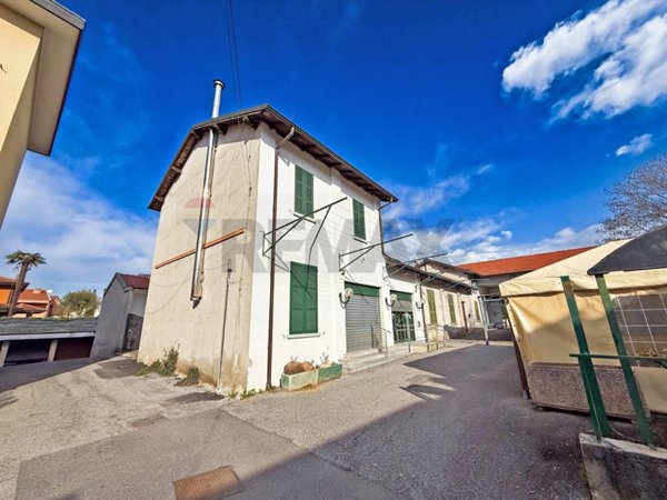 casa indipendente in vendita a Carnate