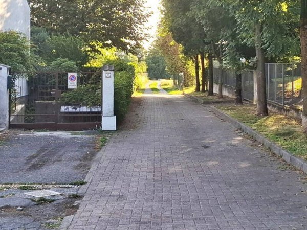 terreno agricolo in vendita a Carnate