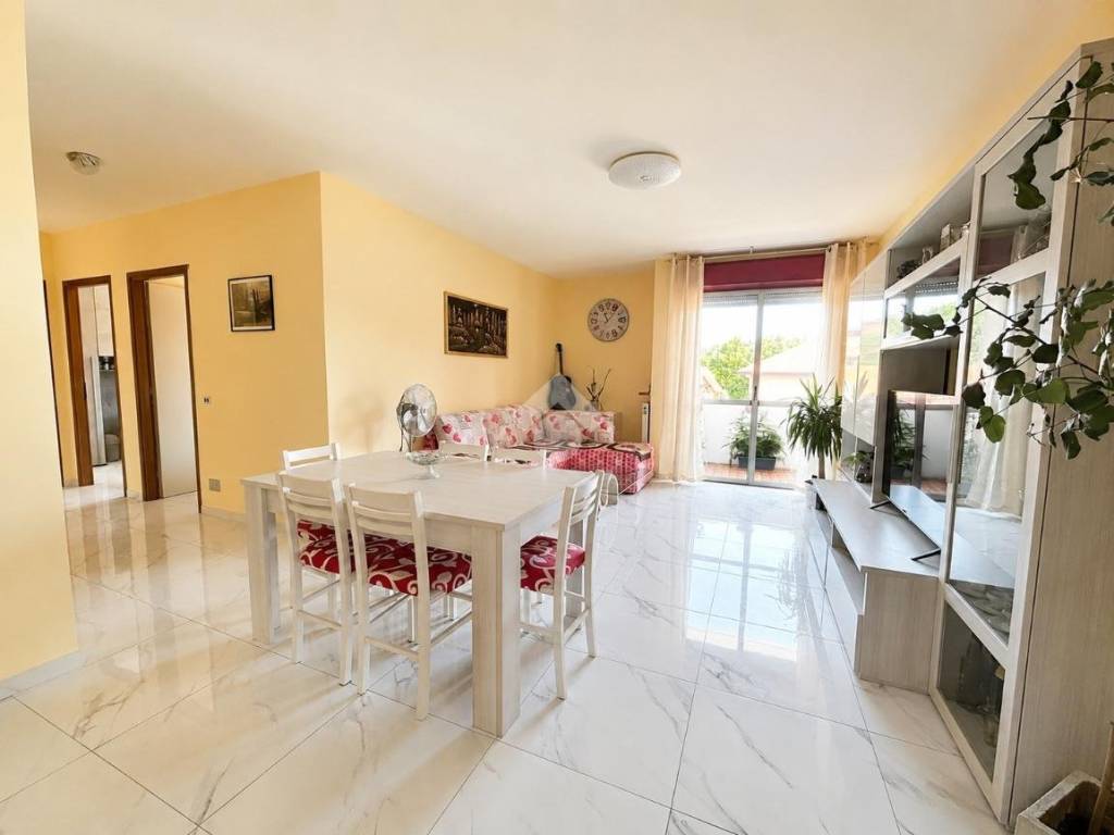 appartamento in vendita a Carnate