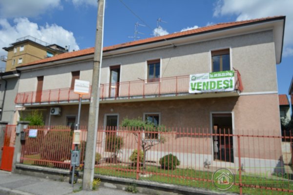 casa indipendente in vendita a Cavenago di Brianza