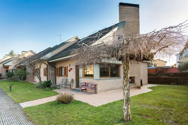casa indipendente in vendita a Cavenago di Brianza