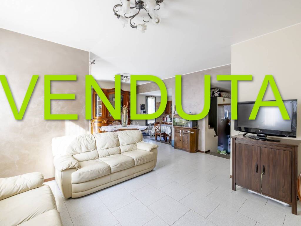appartamento in vendita a Cavenago di Brianza