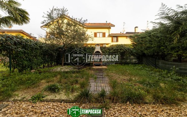 appartamento in vendita a Cavenago di Brianza