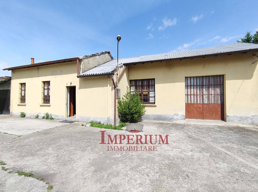 casa indipendente in vendita a Cavenago di Brianza