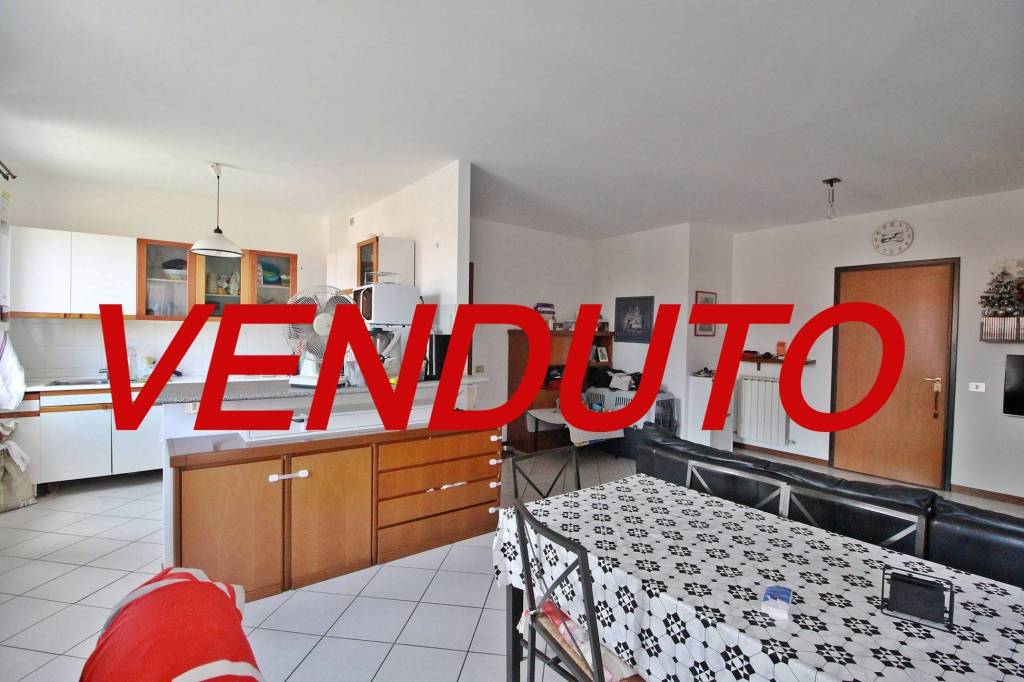 appartamento in vendita a Cavenago di Brianza