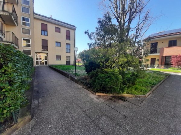 appartamento in vendita a Cavenago di Brianza