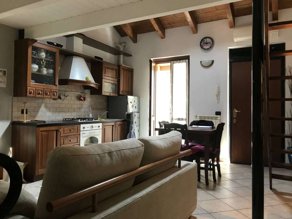 appartamento in vendita a Cavenago di Brianza