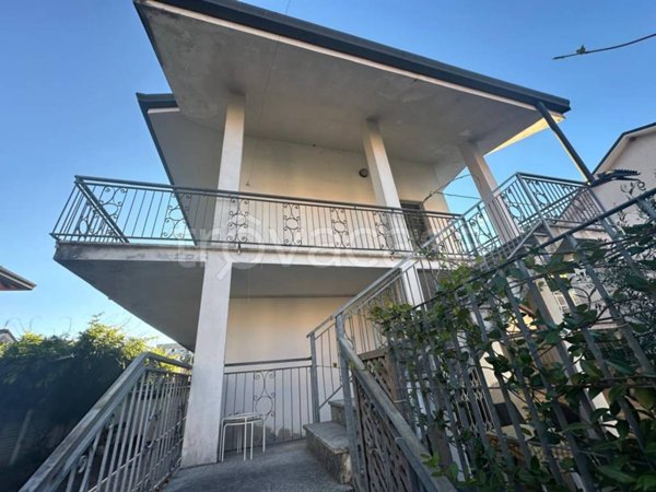 appartamento in vendita a Cavenago di Brianza