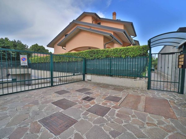 appartamento in vendita a Cavenago di Brianza