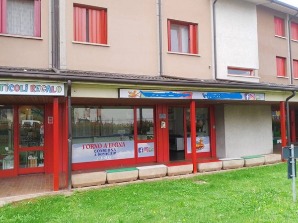 negozio in vendita a Cavenago di Brianza
