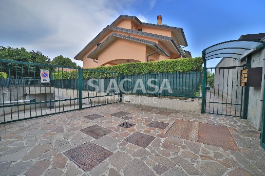 appartamento in vendita a Cavenago di Brianza