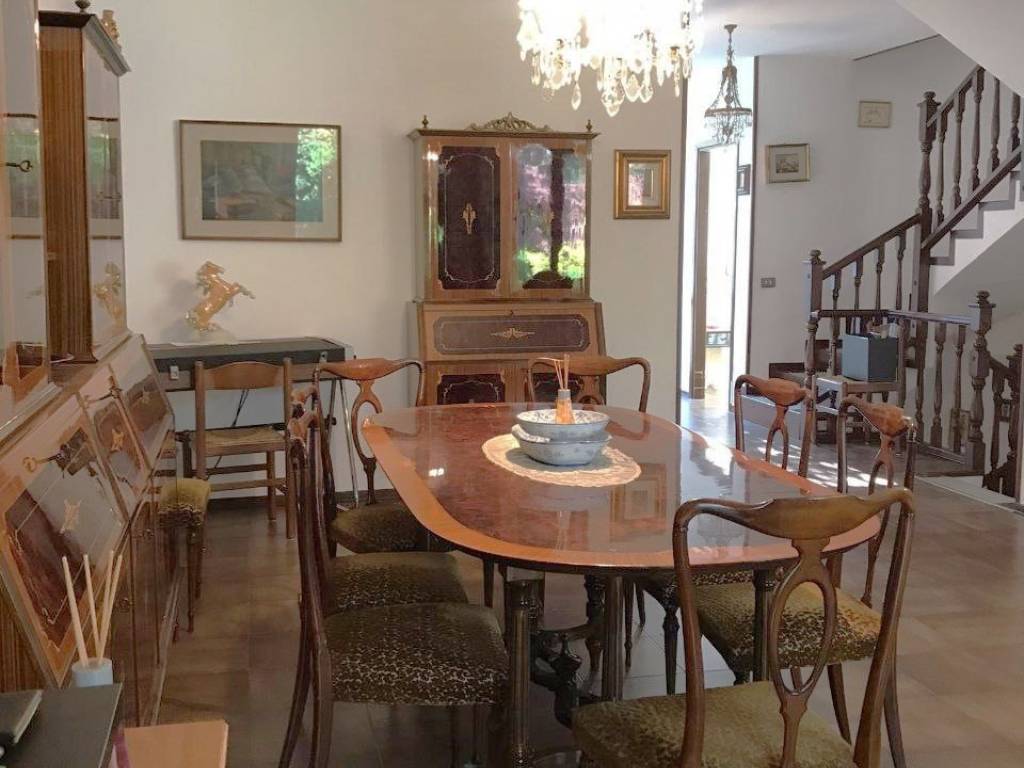 casa indipendente in vendita a Cavenago di Brianza