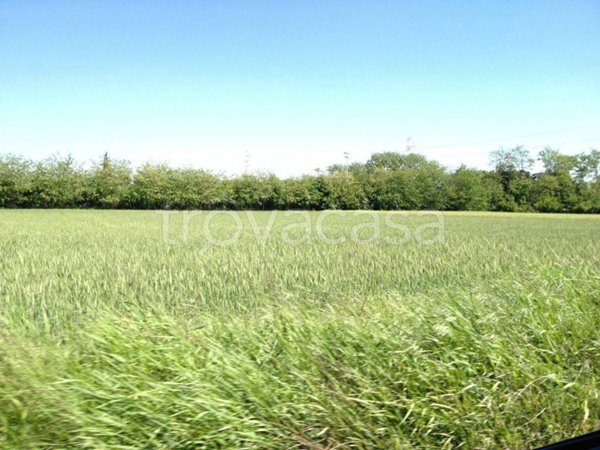terreno edificabile in vendita a Cavenago di Brianza