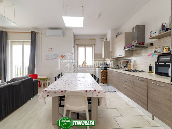 appartamento in vendita a Cavenago di Brianza