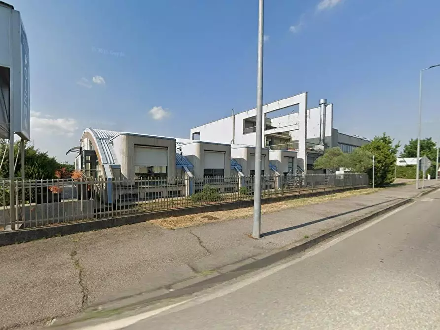 negozio in vendita a Cavenago di Brianza