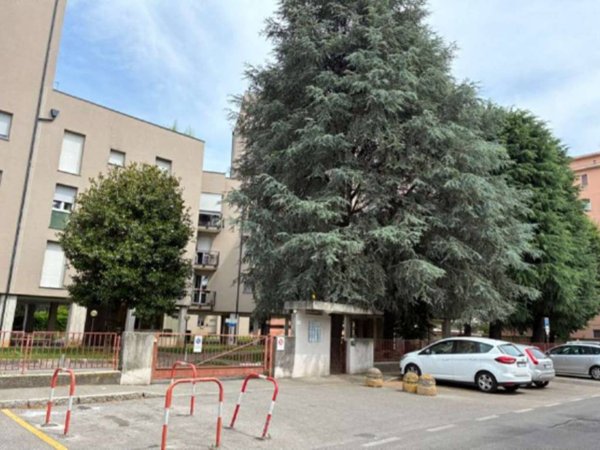 ufficio in vendita a Cavenago di Brianza