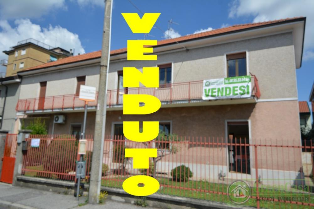 casa indipendente in vendita a Cavenago di Brianza