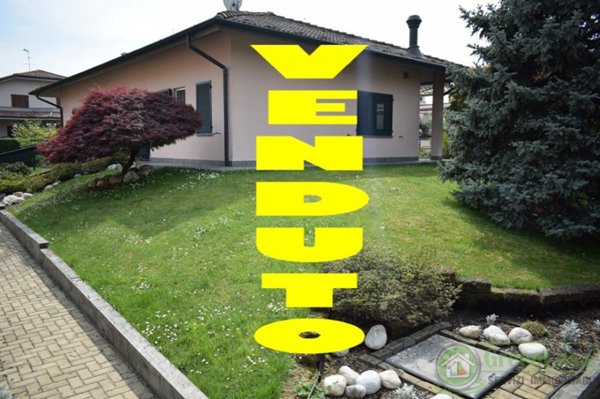 casa indipendente in vendita a Cavenago di Brianza
