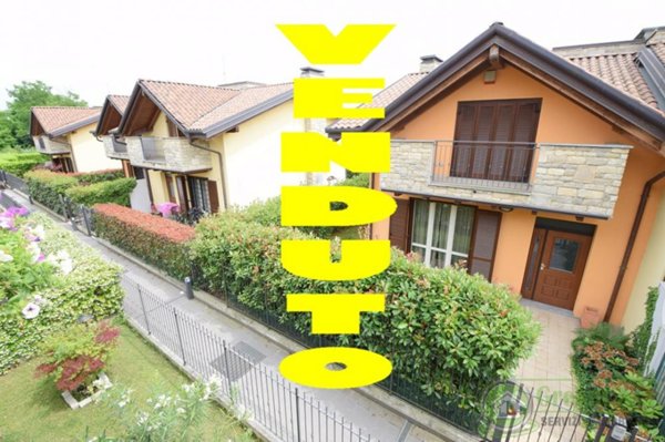 casa indipendente in vendita a Cavenago di Brianza
