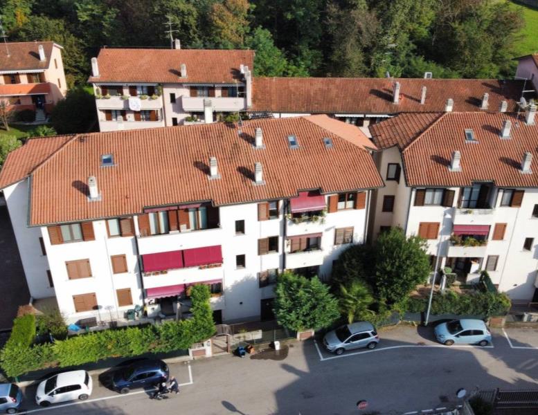 appartamento in vendita a Ceriano Laghetto