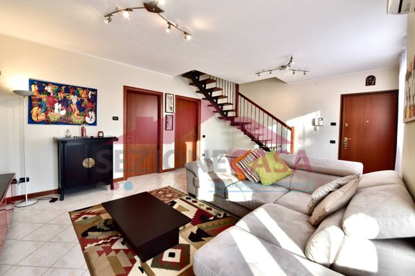 appartamento in vendita a Ceriano Laghetto