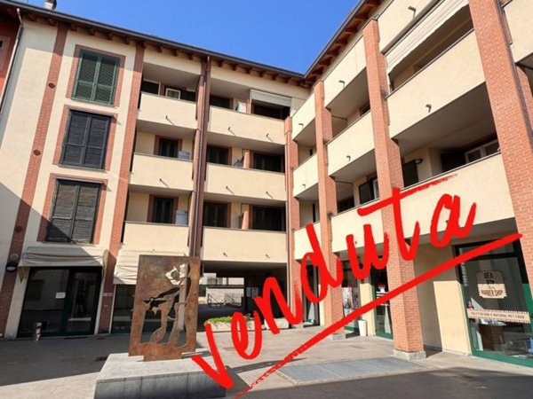 appartamento in vendita a Ceriano Laghetto