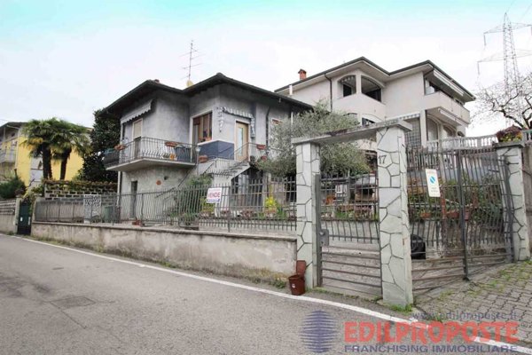 casa indipendente in vendita a Ceriano Laghetto
