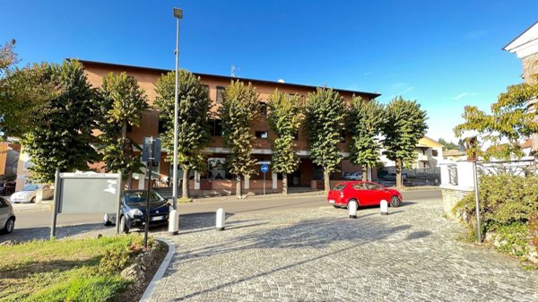 appartamento in vendita a Ceriano Laghetto