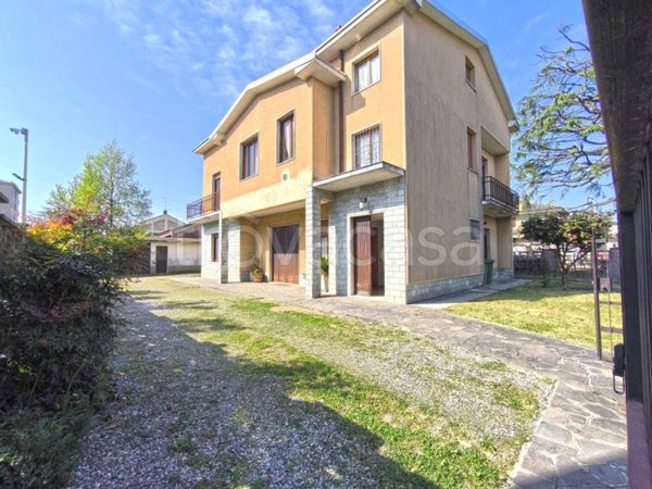 casa indipendente in vendita a Ceriano Laghetto