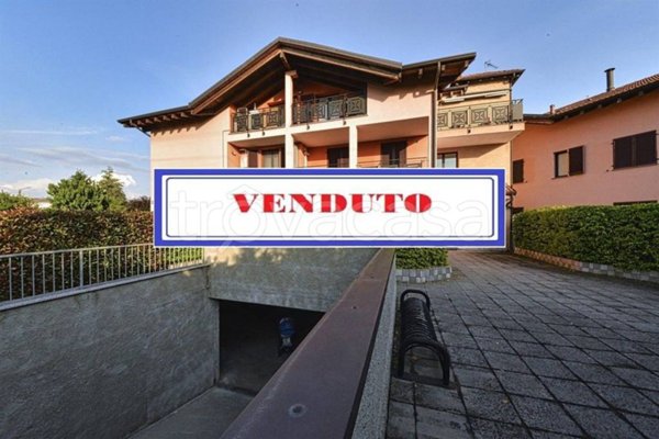 appartamento in vendita a Ceriano Laghetto