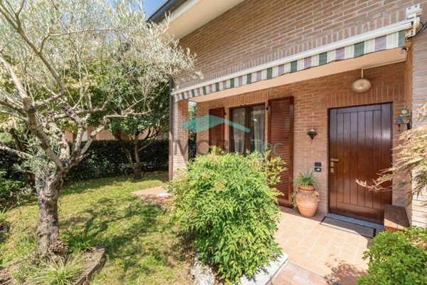 casa indipendente in vendita a Ceriano Laghetto