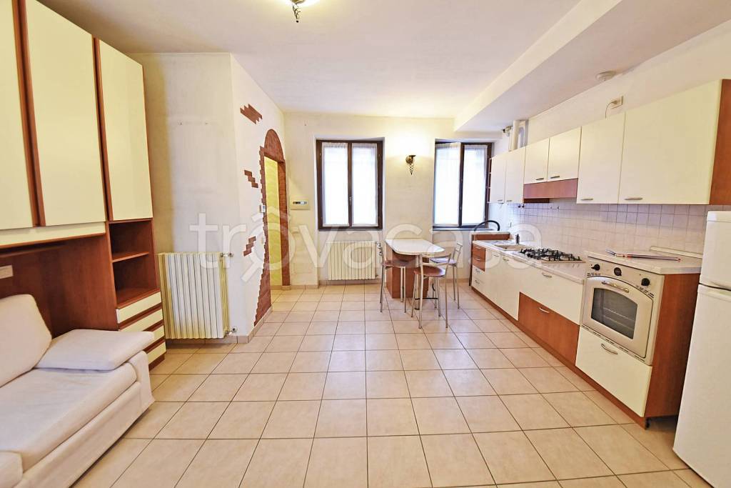 appartamento in vendita a Ceriano Laghetto