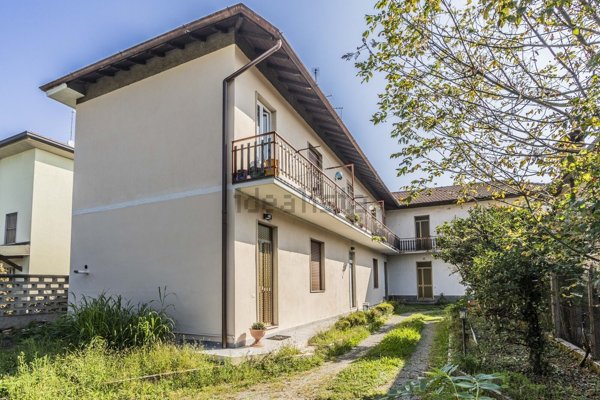 appartamento in vendita a Ceriano Laghetto