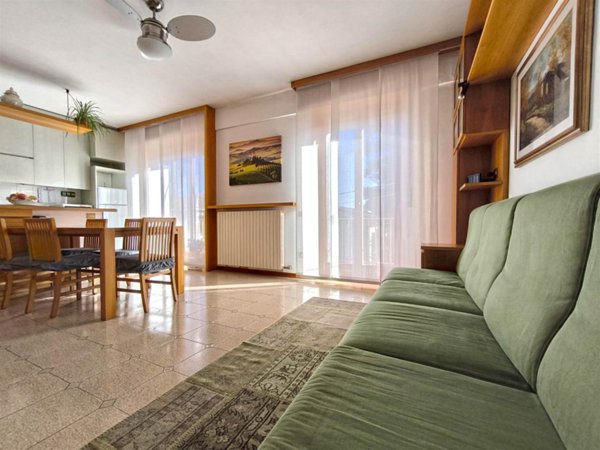 casa indipendente in vendita a Ceriano Laghetto in zona Dal Pozzo