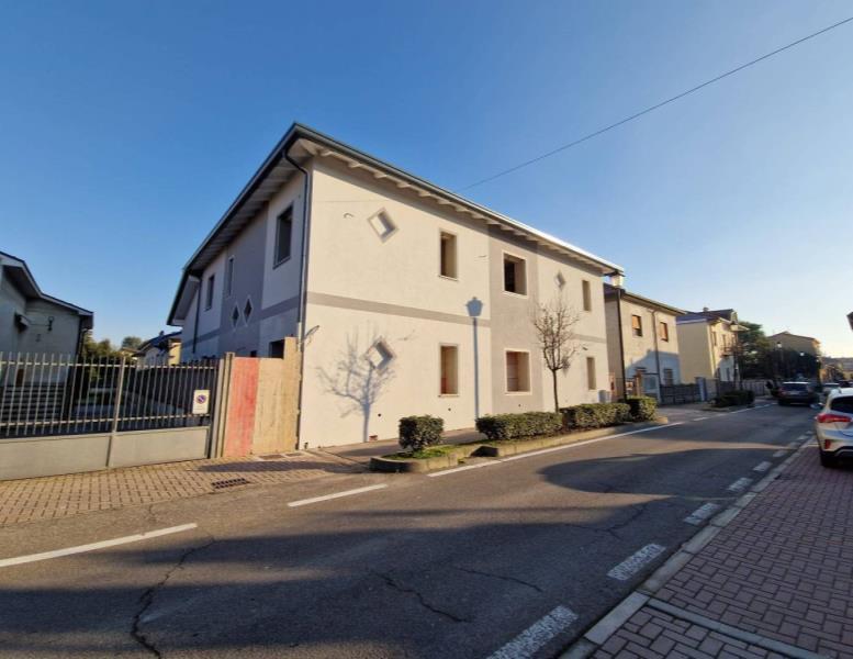 appartamento in vendita a Ceriano Laghetto in zona San Damiano