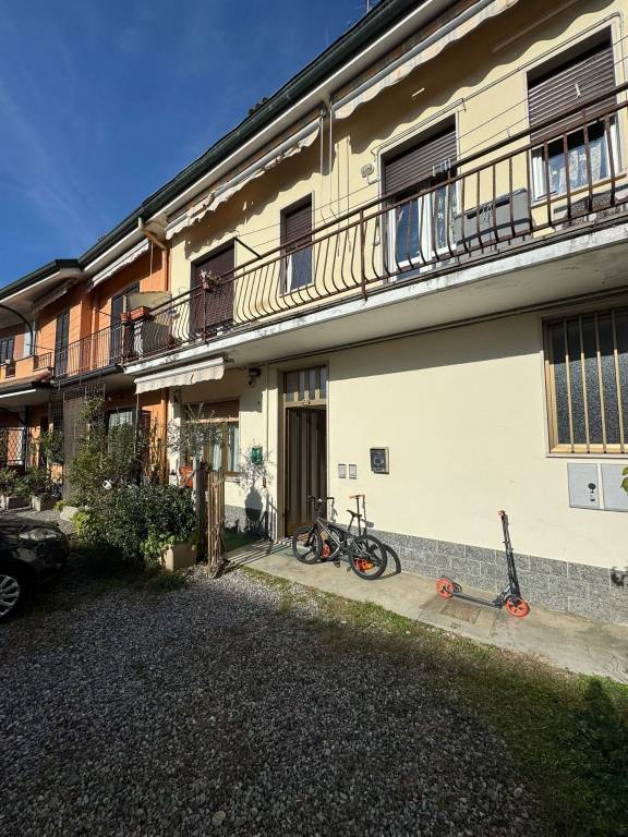 appartamento in vendita a Ceriano Laghetto