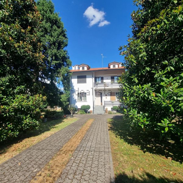 casa indipendente in vendita a Ceriano Laghetto