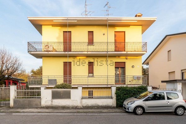 appartamento in vendita a Ceriano Laghetto